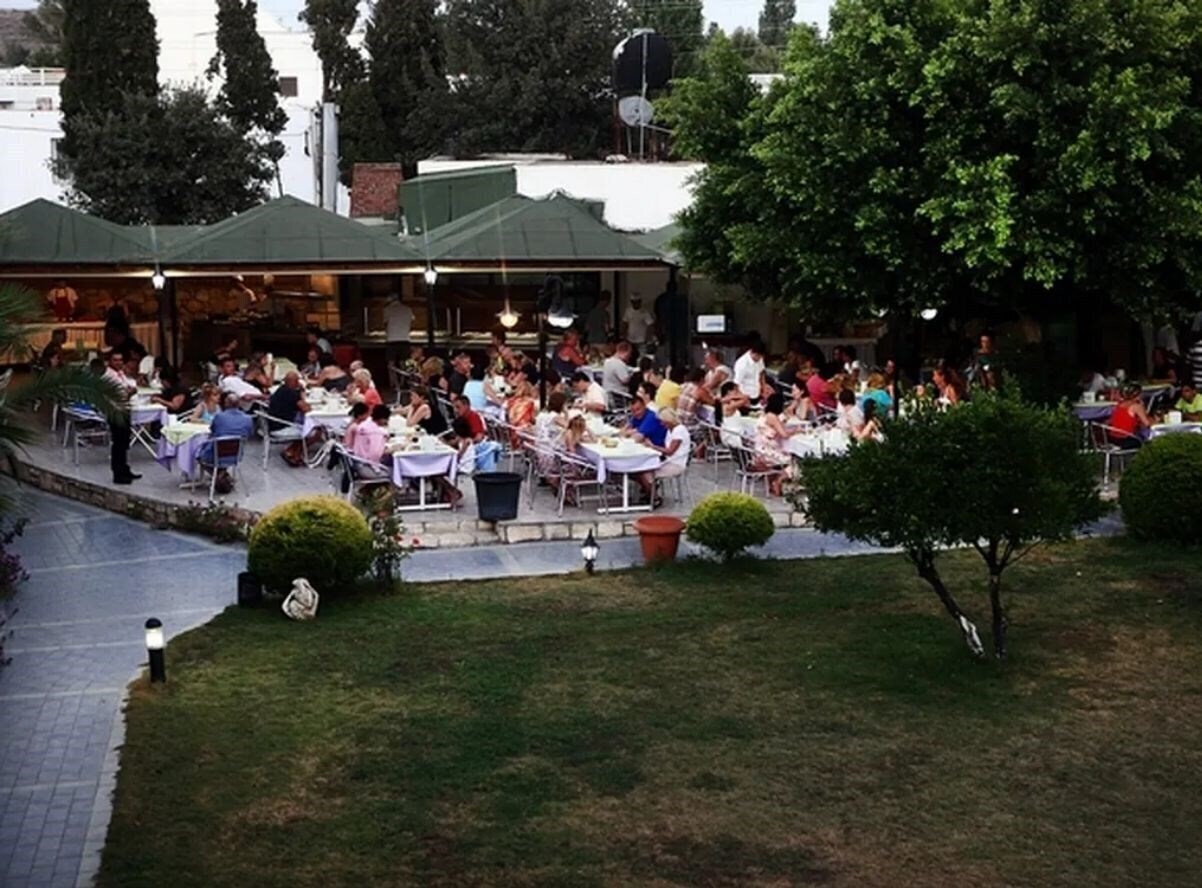 Вид Parilti Hotel 3*